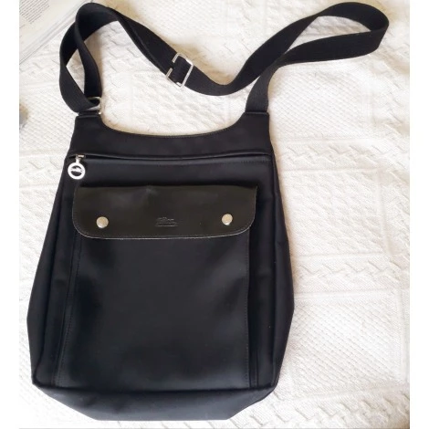 Sac En Bandoulière En Tissu Longchamp 1 Sac En Bandoulière En Tissu Longchamp